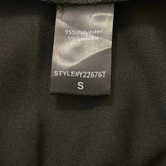 Pomander Place Off-Shoulder Top - Picture 3 of 10